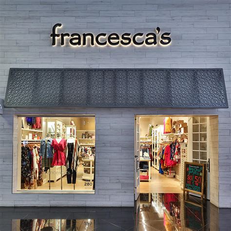 francesca's store hours